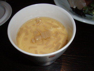 0000577_20120430224754_16053_m