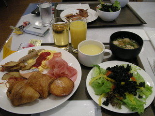 朝食
