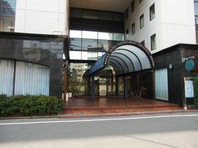 ホテル28広島　玄関前